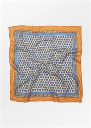 Bloflora Cotta scarf Birch White Becksøndergaard 